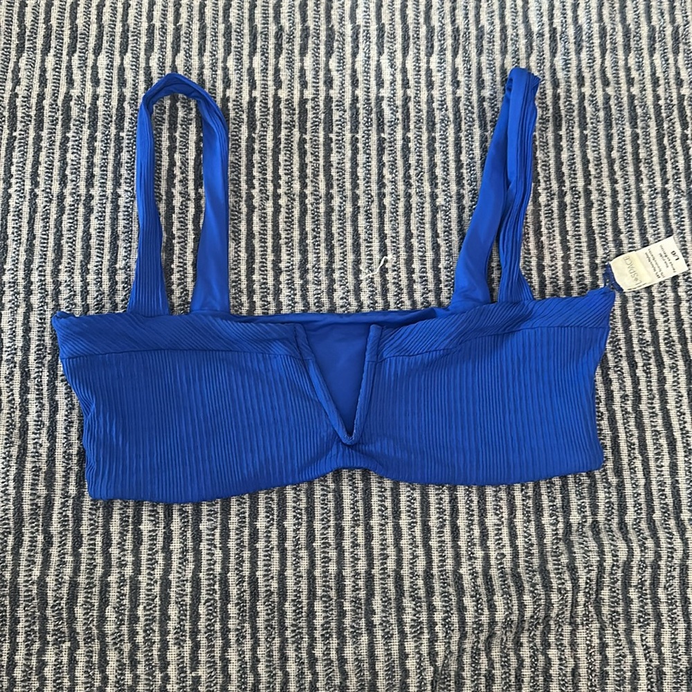 Blue Ribbed bikini top - Picture 2 of 4